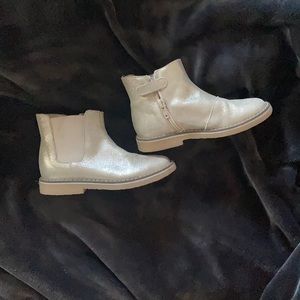 Jacadi gold ankle booties